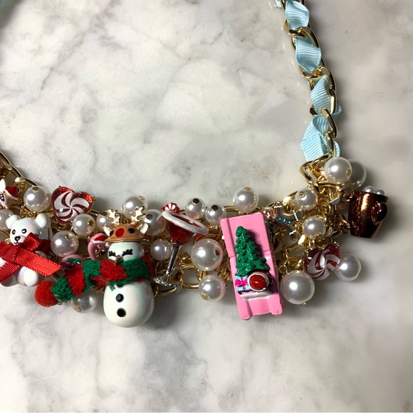 New Betsey Johnson Baubble Bid Holiday Necklace Faux Pearl Charm Christmas - Picture 8 of 9
